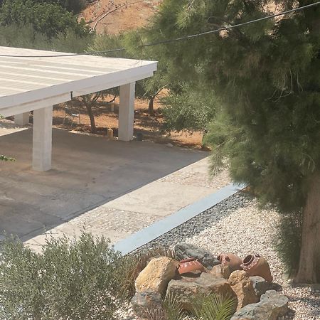 Syros Village Suites Vári Eksteriør billede