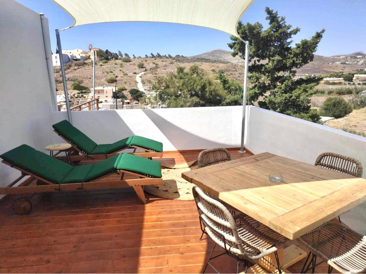 Syros Village Suites Vári Eksteriør billede