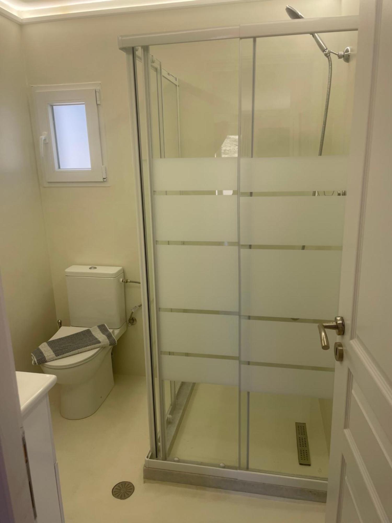 Syros Village Suites Vári Eksteriør billede