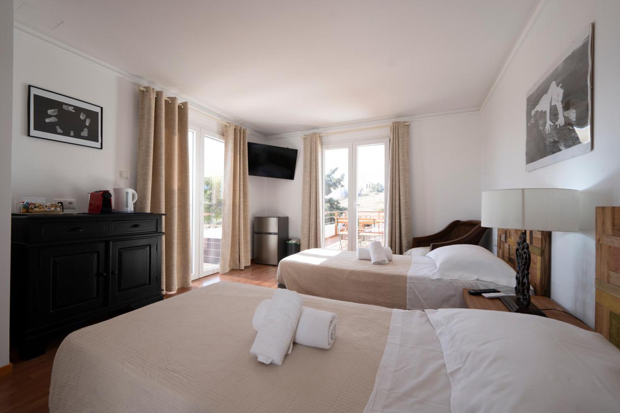 Syros Village Suites Vári Eksteriør billede