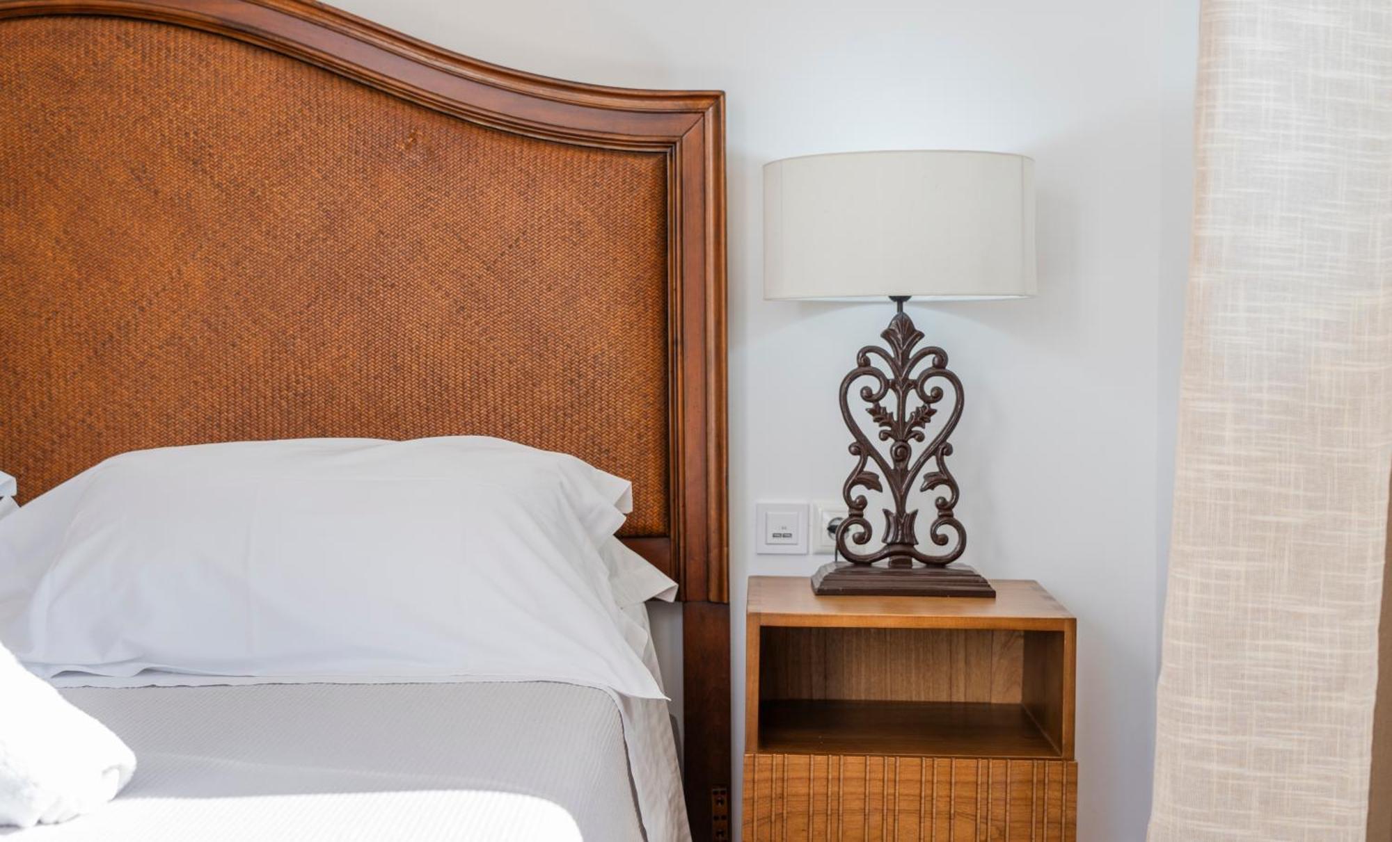 Syros Village Suites Vári Eksteriør billede