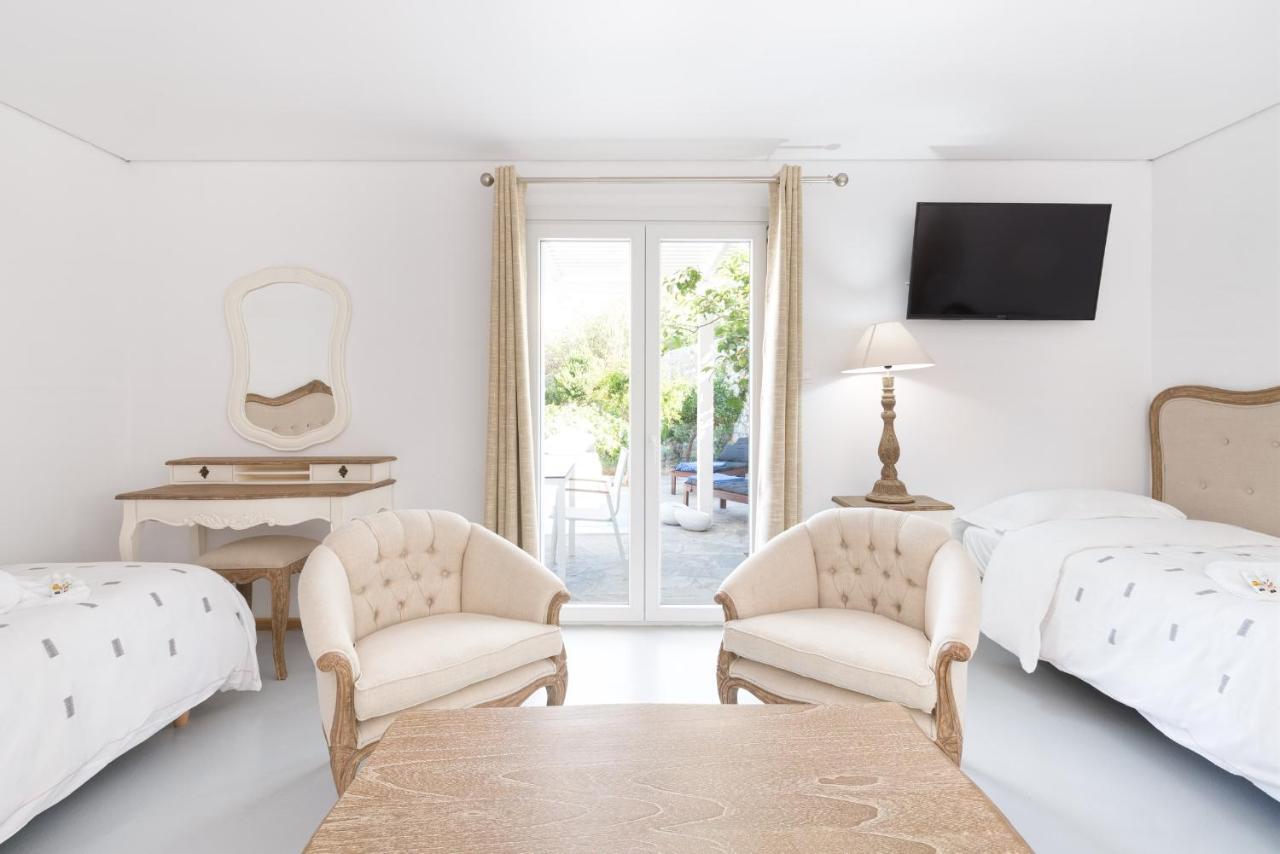 Syros Village Suites Vári Eksteriør billede