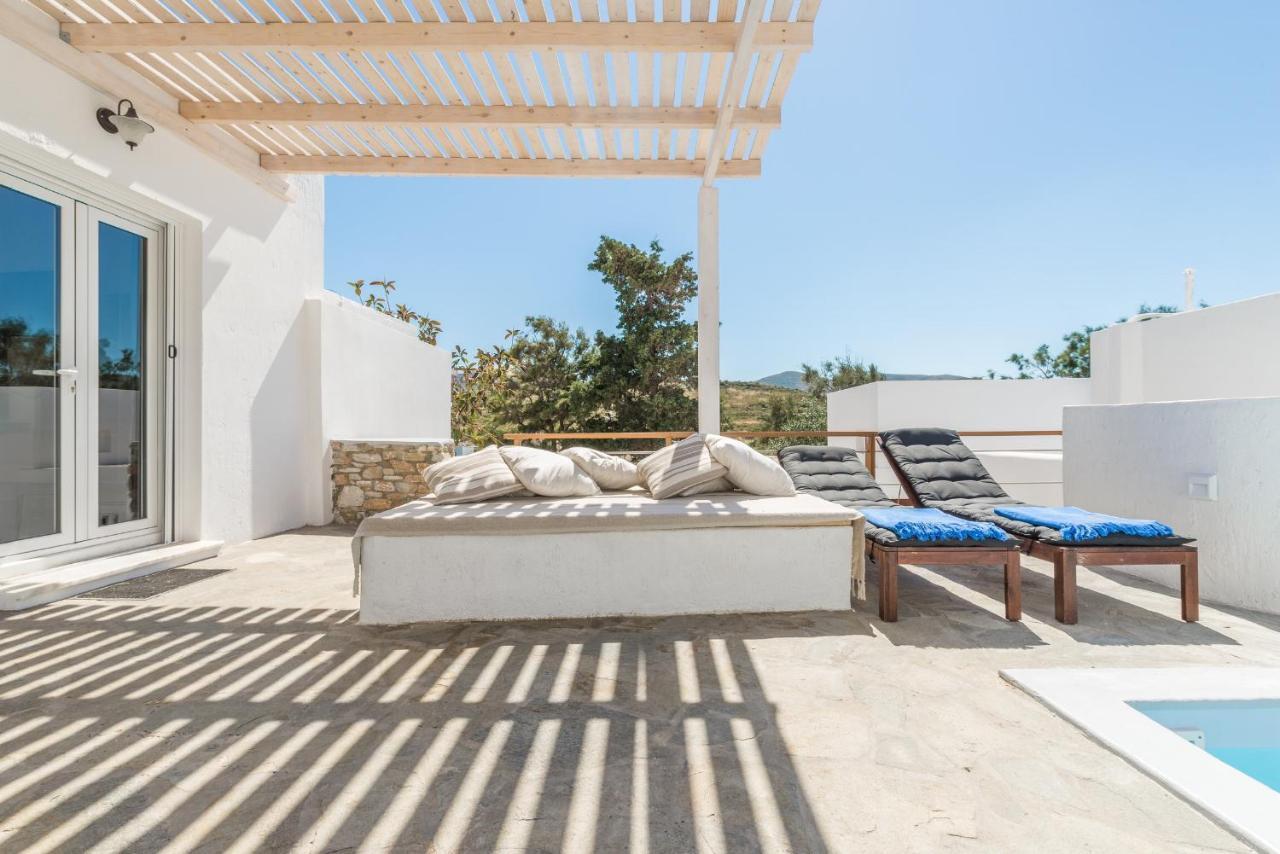 Syros Village Suites Vári Eksteriør billede