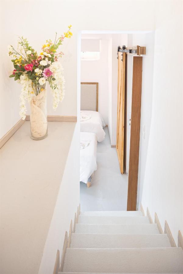 Syros Village Suites Vári Eksteriør billede