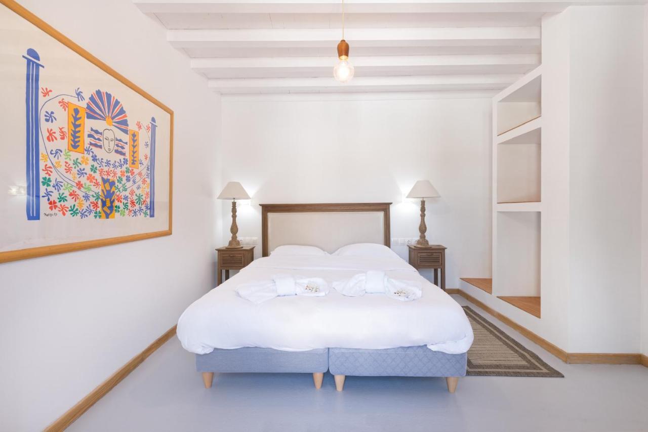 Syros Village Suites Vári Eksteriør billede