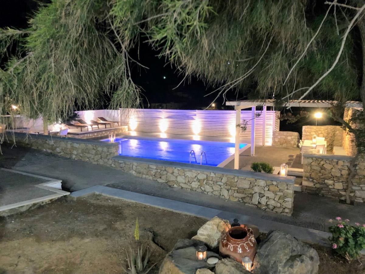 Syros Village Suites Vári Eksteriør billede